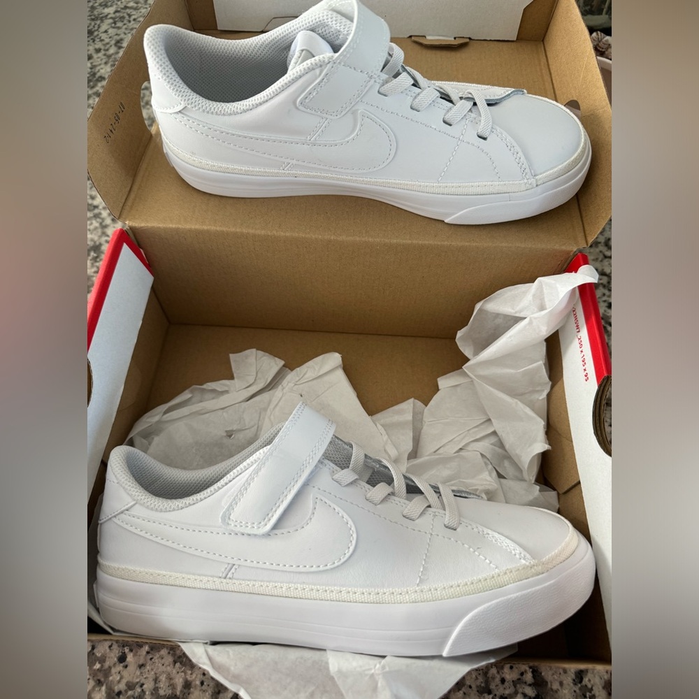 Nike Court Legacy White